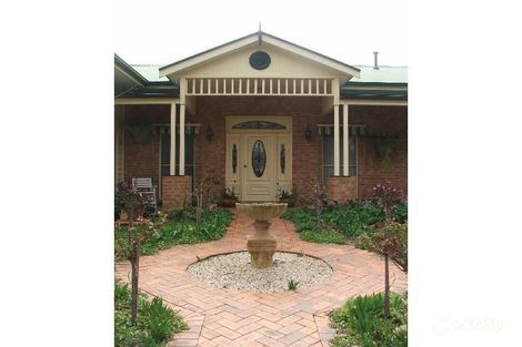 Property photo of 20 Urquhart Street Castlemaine VIC 3450