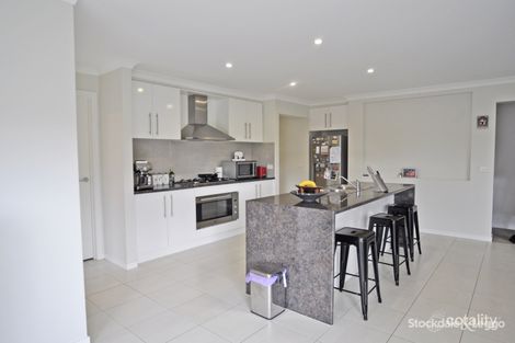 Property photo of 10 Plover Way Inverloch VIC 3996