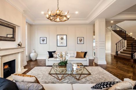 Property photo of 22 Wynyard Crescent Balwyn North VIC 3104