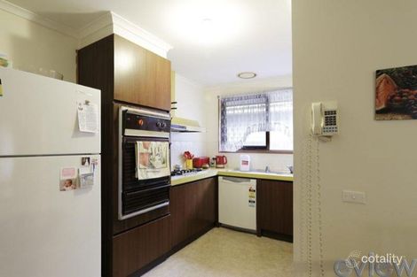 Property photo of 8 Mary Avenue Edithvale VIC 3196