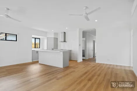 Property photo of 48 Mungana Circuit Smithfield QLD 4878