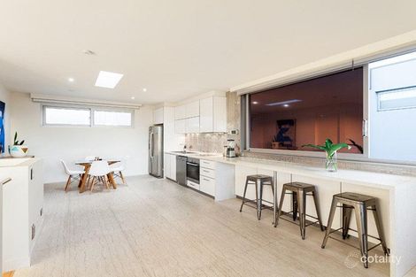 Property photo of 1/1 Weir Street Rye VIC 3941