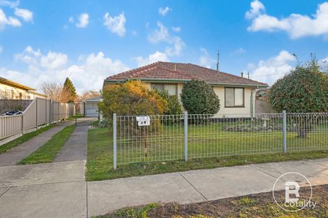 14 Hazel Rd, Wendouree, VIC 3355