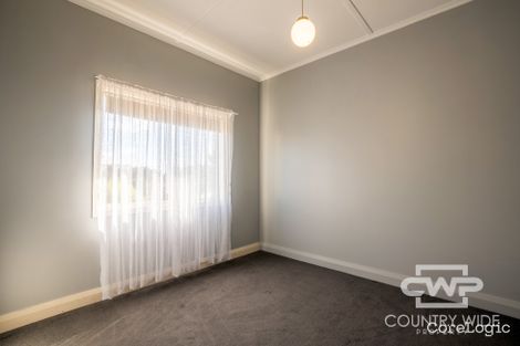 Property photo of 136 Macquarie Street Glen Innes NSW 2370