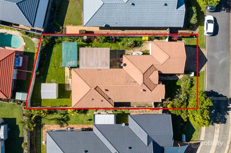 Property photo of 18 Stingray Crescent Burleigh Waters QLD 4220