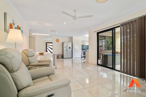 Property photo of 16 Gidran Close Durack QLD 4077
