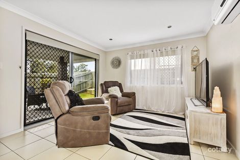 Property photo of 1/24 Sanctuary Drive Cranley QLD 4350