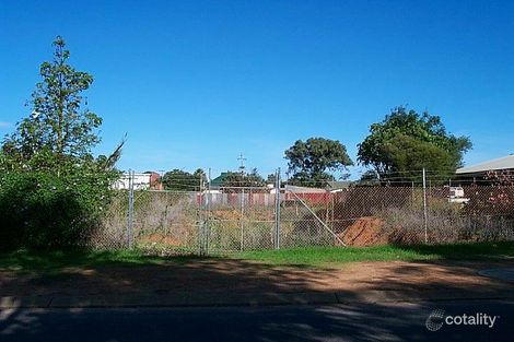 248 Fourth St, Wonthella, WA 6530