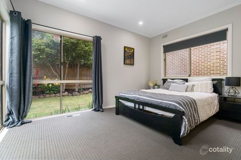 Property photo of 1 Eothen Lane Kilsyth VIC 3137