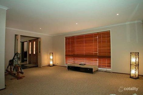 Property photo of 14 Windsor Crescent Brownsville NSW 2530