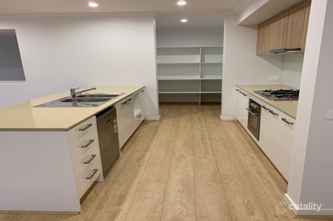 Property photo of 28 Merlin Street Craigieburn VIC 3064