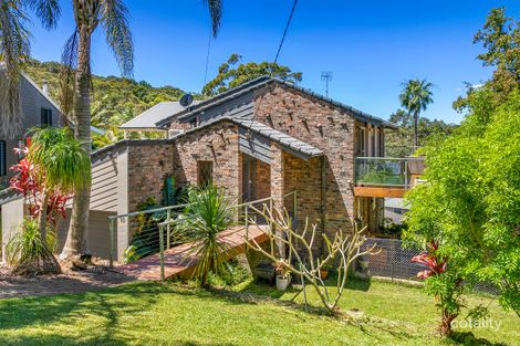 Property photo of 16 Lucia Avenue Copacabana NSW 2251