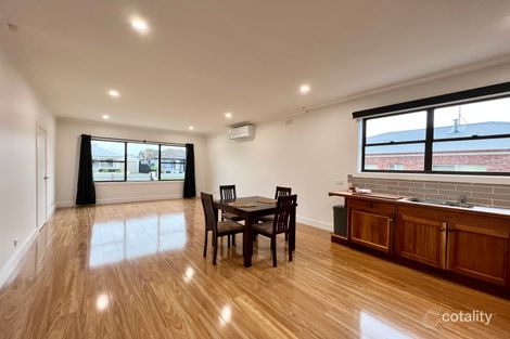 Property photo of 7 Robb Avenue Hamlyn Heights VIC 3215