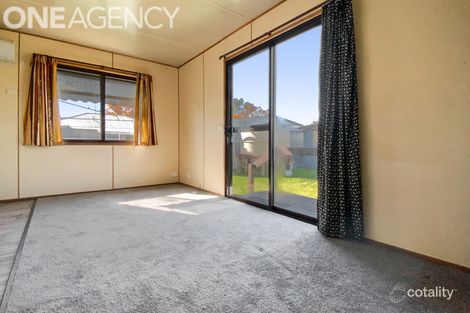 Property photo of 45 Thomas Mitchell Drive Wodonga VIC 3690