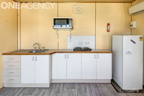 Property photo of 45 Thomas Mitchell Drive Wodonga VIC 3690
