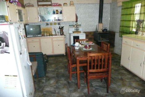 30 Beare St, Clare, SA 5453