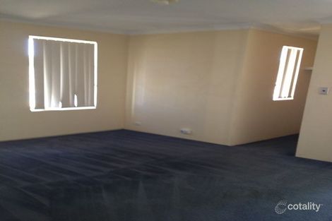 Property photo of 3 Gillen Way Success WA 6164