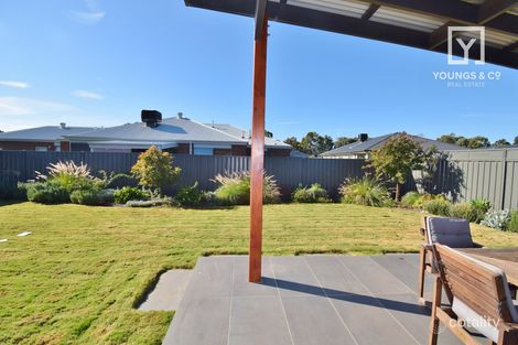 Property photo of 10 Coolibah Court Kialla VIC 3631