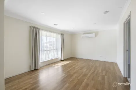 Property photo of 16 Lawrence Street Sebastopol VIC 3356