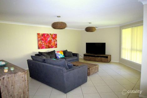 Property photo of 4 Coachmans Place Mardi NSW 2259