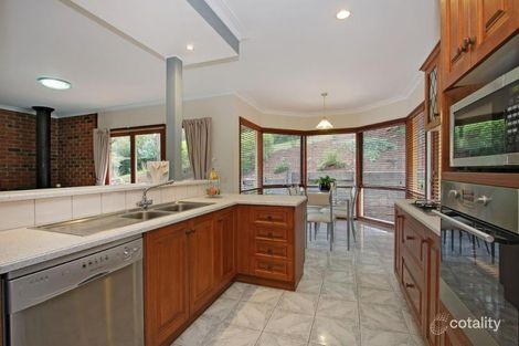 Property photo of 2 Valley Way Warrandyte VIC 3113