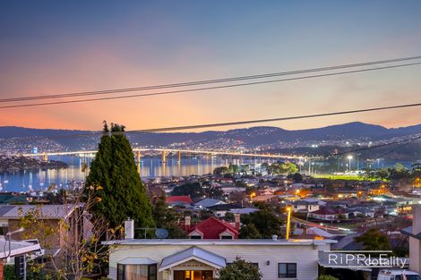 Property photo of 244 Derwent Avenue Lindisfarne TAS 7015