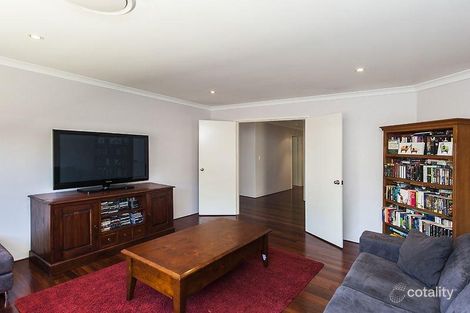 Property photo of 8 Dublin Road Darch WA 6065