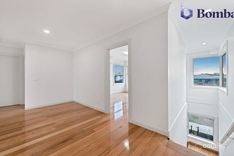 Property photo of 12 Lush Drive Craigieburn VIC 3064