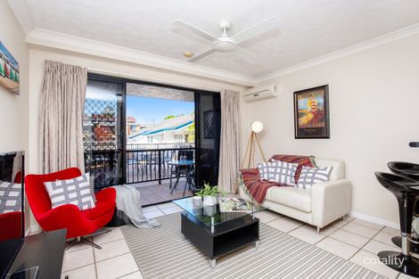 Property photo of 4/45 Ventura Road Mermaid Beach QLD 4218