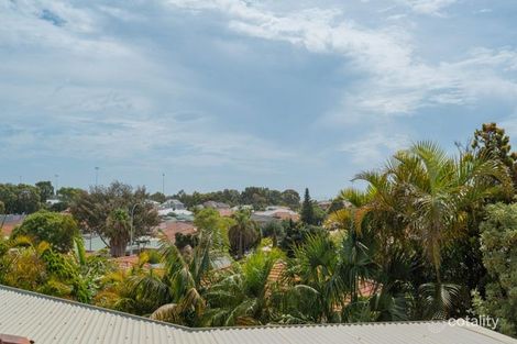 Property photo of 4 Dace Court Sorrento WA 6020