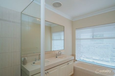 Property photo of 4 Dace Court Sorrento WA 6020