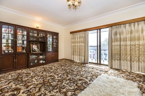 Property photo of 20 Merinda Close Adamstown Heights NSW 2289