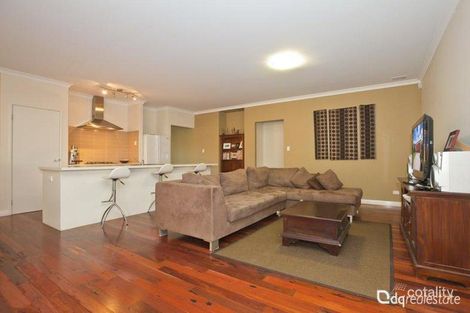 Property photo of 5 Rosinski Circle Tapping WA 6065