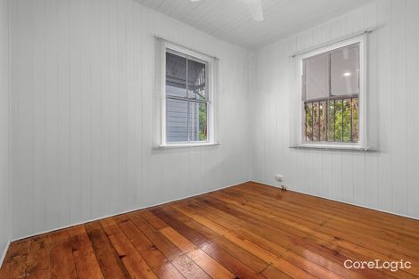 Property photo of 8 Geelong Street East Brisbane QLD 4169