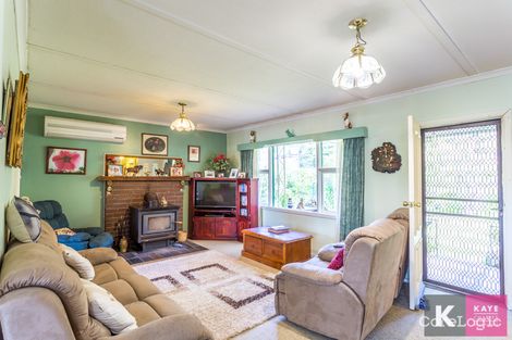 Property photo of 6 Corringham Road Beaconsfield Upper VIC 3808