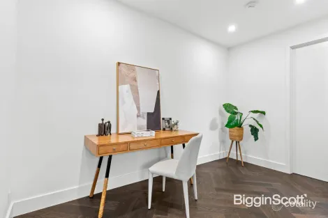 Property photo of 21 Pettys Lane Doncaster VIC 3108