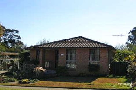 Property photo of 63 Buranda Crescent St Johns Park NSW 2176