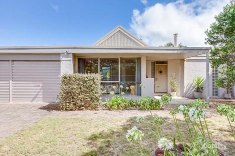Property photo of 14 Woodland Close Blairgowrie VIC 3942