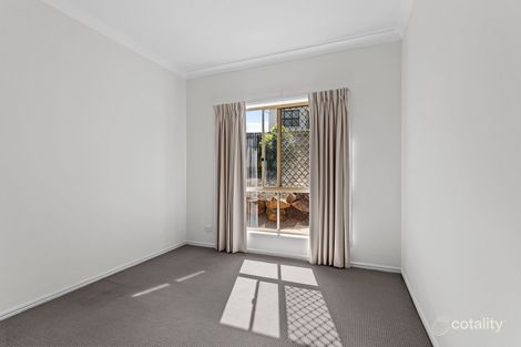 Property photo of 5 Earle Court Brookfield QLD 4069