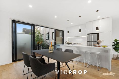 Property photo of 166 Ingles Street Port Melbourne VIC 3207