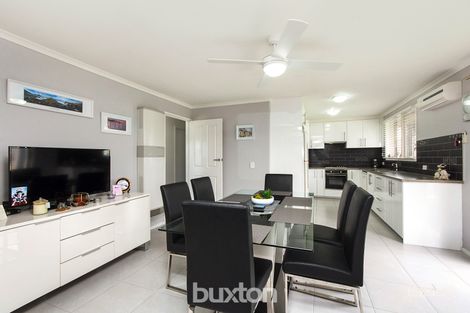 Property photo of 27 Chandos Court St Albans Park VIC 3219