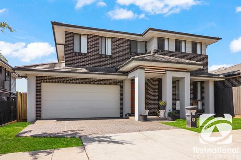 32 Holden Dr, Oran Park, NSW 2570