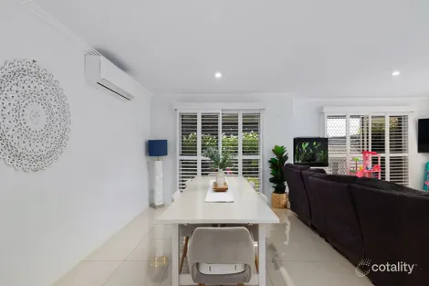 Property photo of 3 Manor Close Robina QLD 4226