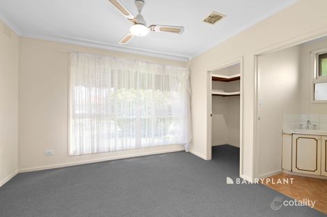 Property photo of 39 Clairmont Avenue Cranbourne VIC 3977