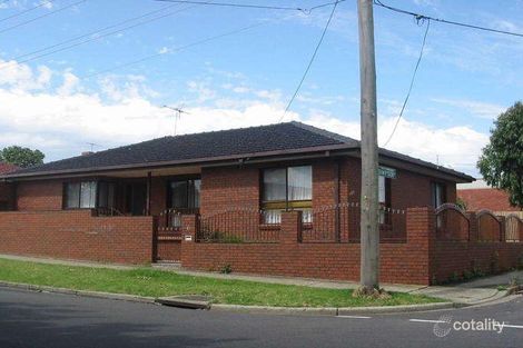 102 Simpson St, Yarraville, VIC 3013