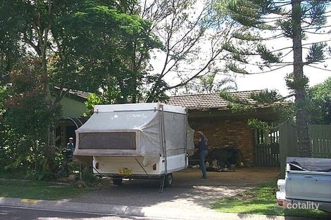 11 Kerrabee St, Nerang, QLD 4211