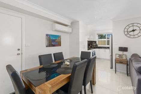 Property photo of 2 Pinnacle Way Koonawarra NSW 2530