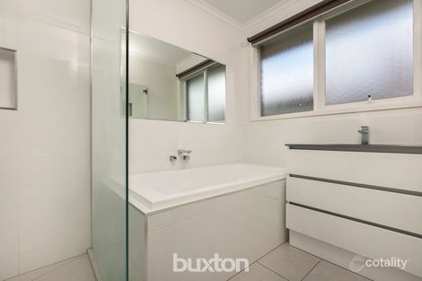 Property photo of 27 Chandos Court St Albans Park VIC 3219