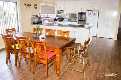 Property photo of 10 Bass Place Dubbo NSW 2830