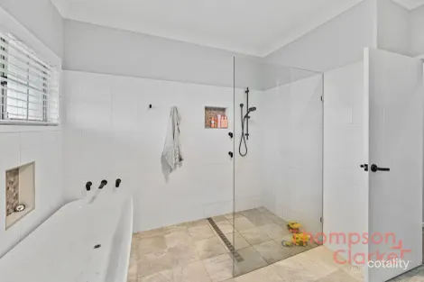 Property photo of 16 Valley View Place Nulkaba NSW 2325